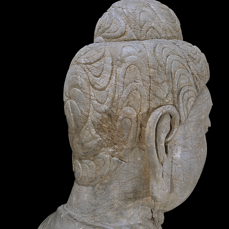 Gran figura de piedra tallada 