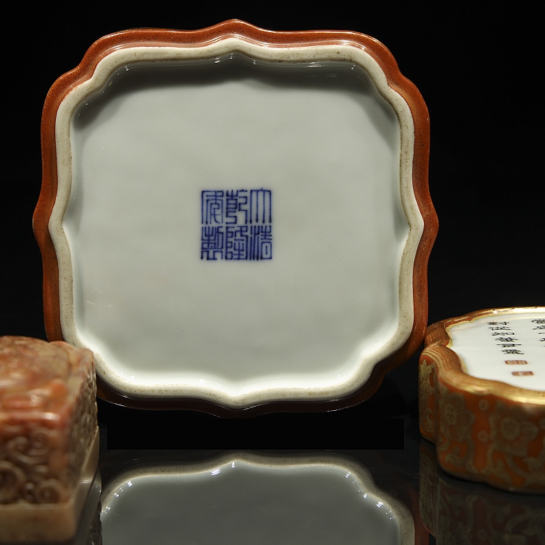 Conjunto de caja de porcelana y sello Shoushan 