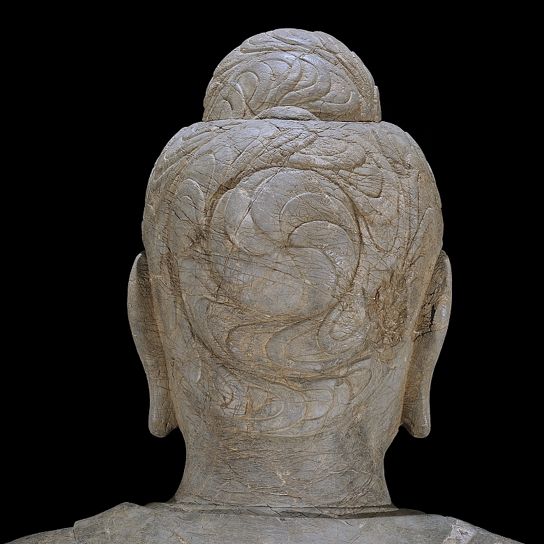 Gran figura de piedra tallada 