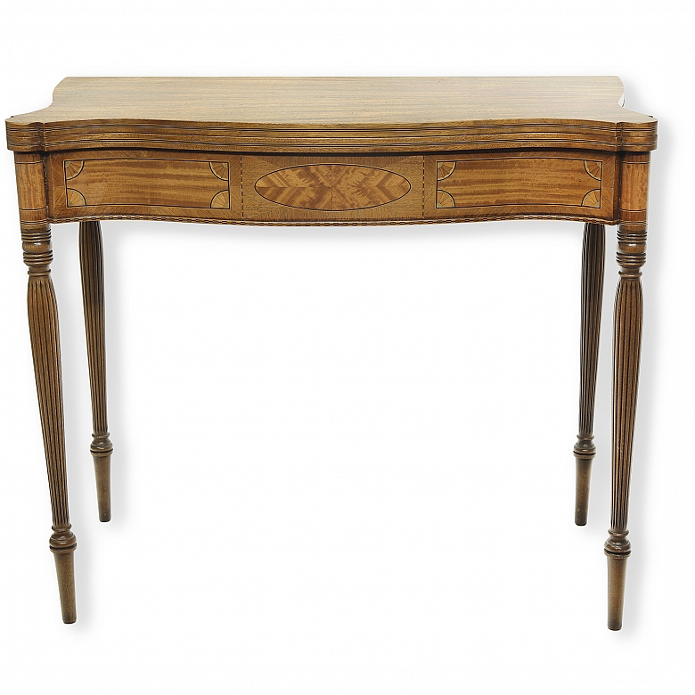 Mesa de juego con incrustaciones estilo Sheraton, EEUU, s.XIX-XX