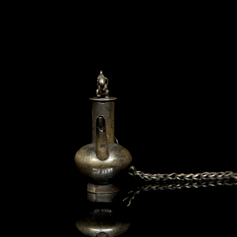 Small silver jug ‘Monkey and peach’ - 2