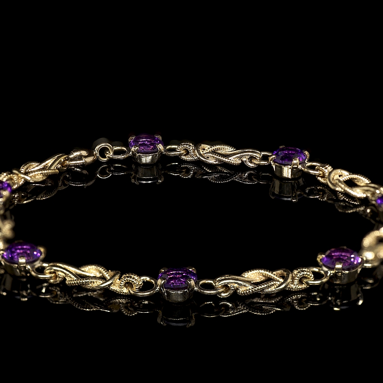 Pulsera de oro amarillo con amatistas