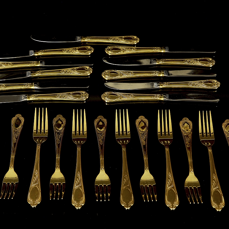 23-24k gold-plated ‘Solingen’ cutlery, 20th century