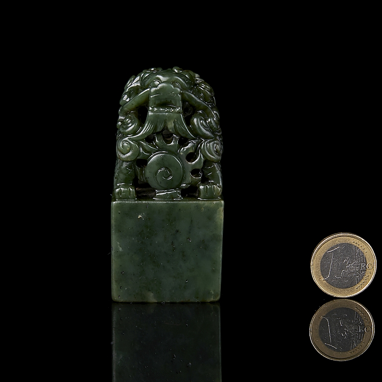 Sello de jade verde espinaca 