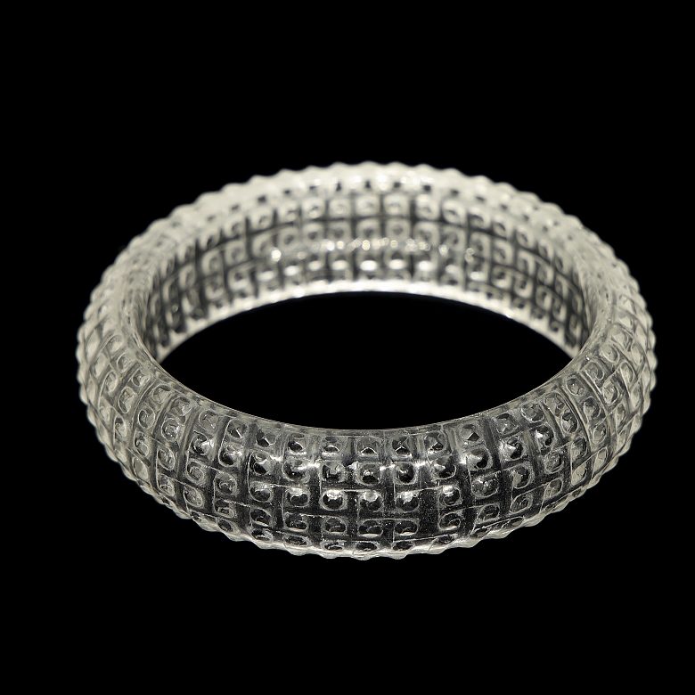 Carved Quartz bracelet, Warring States period