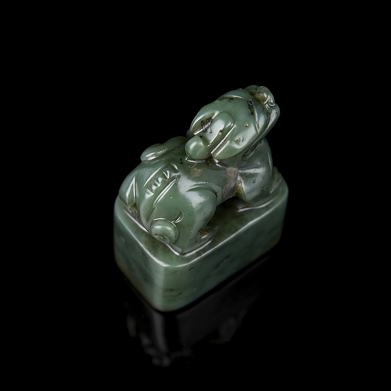 Green jade ‘Mythical Dragon’ seal, Qing dynasty
