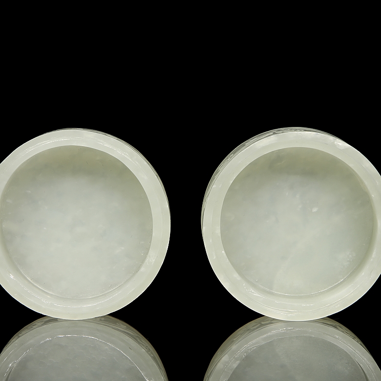 Caja de jade blanco