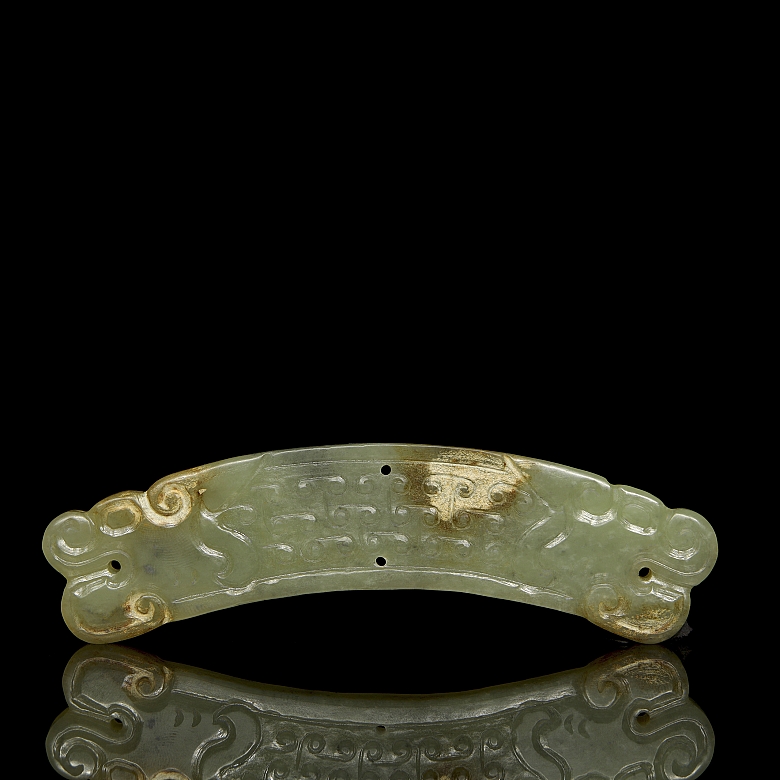 Placa de jade tallado 