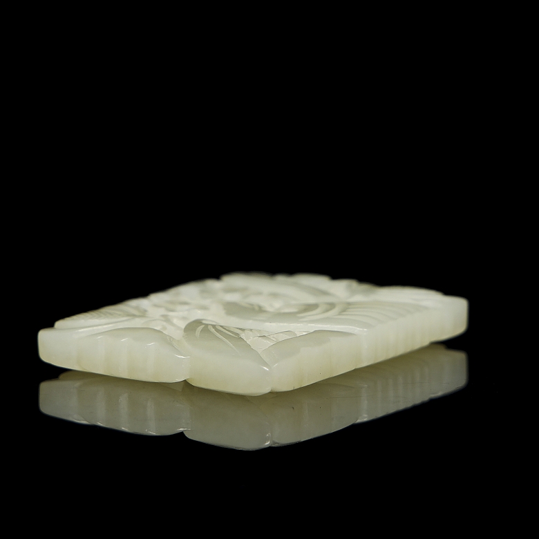 Carved jade plaque, ‘Bird and Flowers,’ Qing dynasty - 3