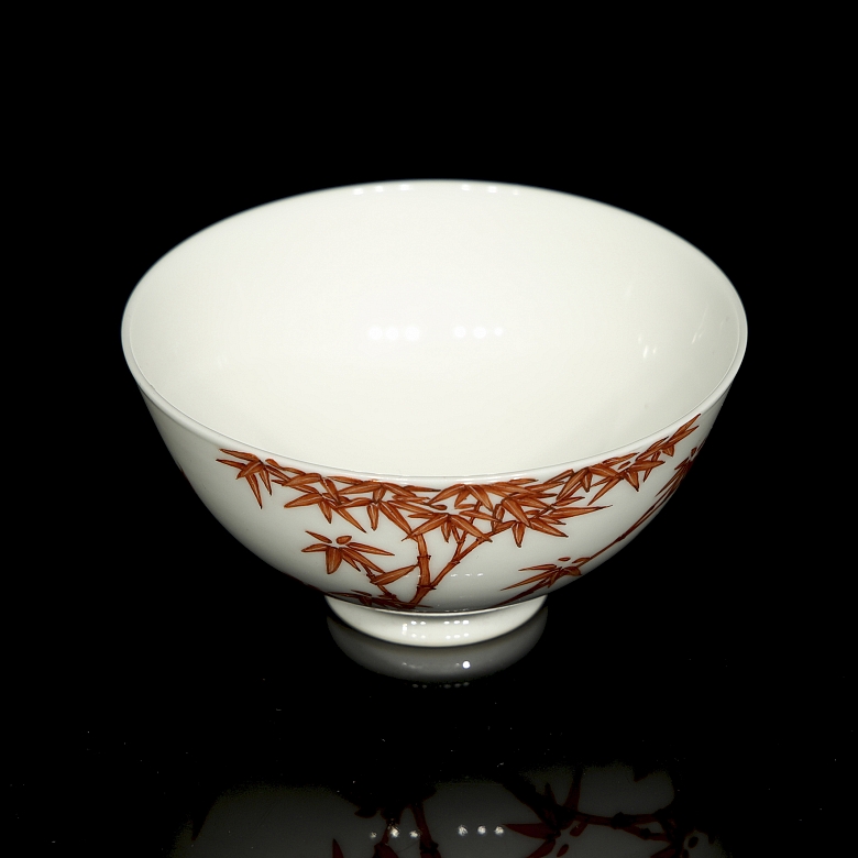 Taza de porcelana esmaltada