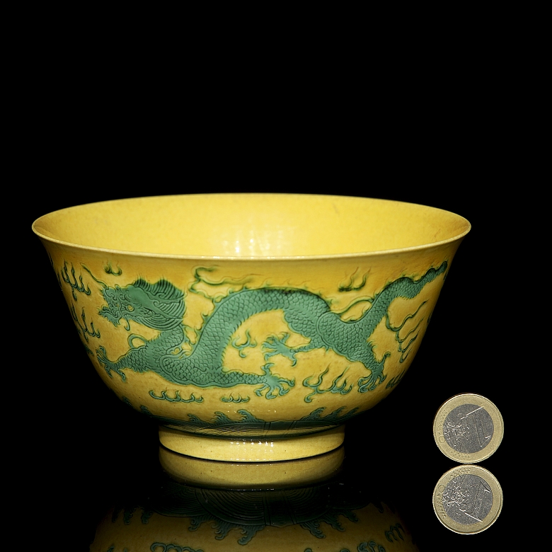 Cunenco de porcelana esmaltada