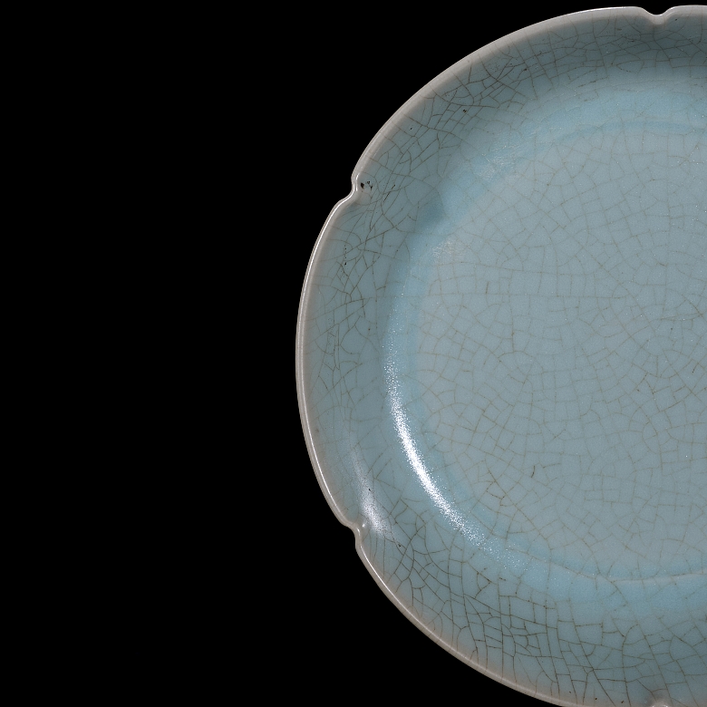 Plato de cerámica esmaltada 