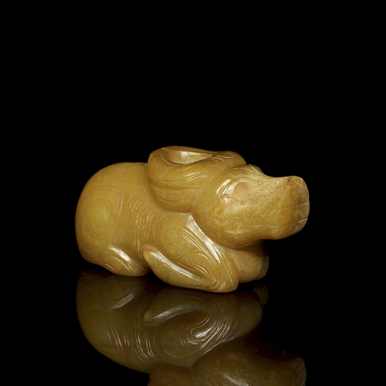 Figura de jade amarillo 