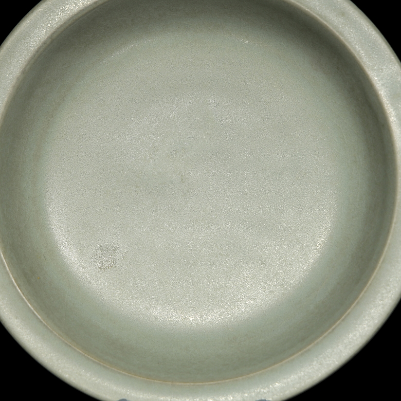 Plato de cerámica esmaltada 