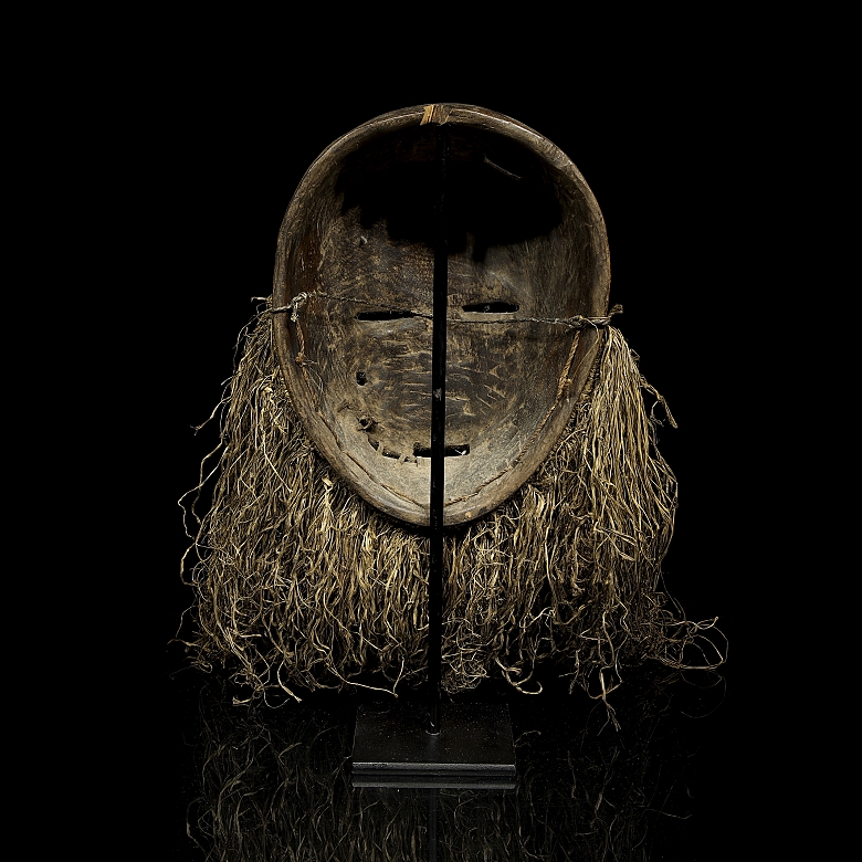 Máscara ritual con barba, Lega, R.D. del Congo, s.XX - 2