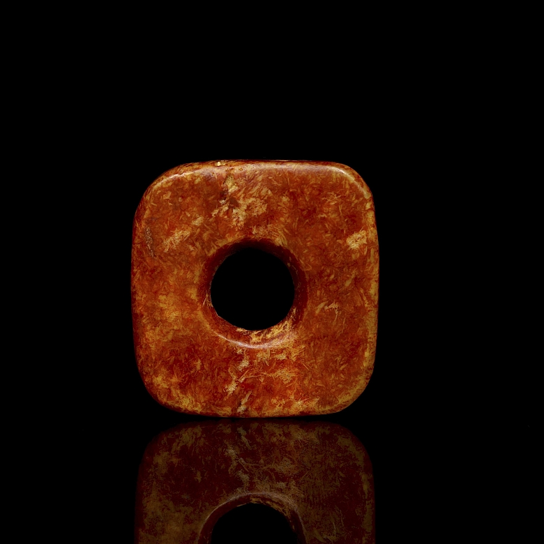 Colgante de jade tallado, cultura Hongshan