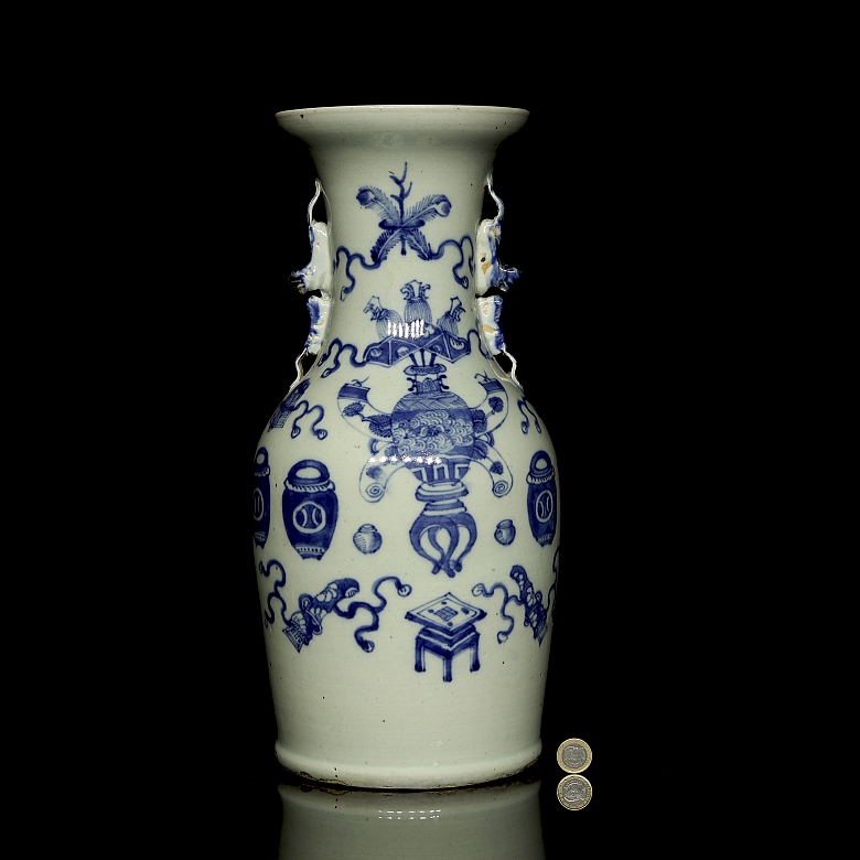 Jarrón de porcelana