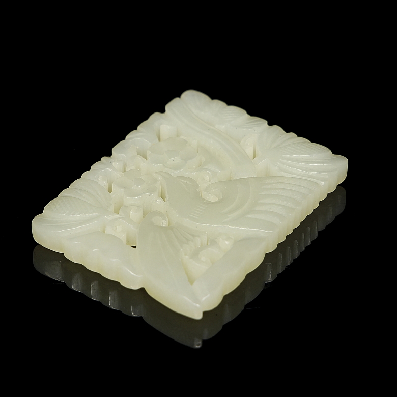 Carved jade plaque, ‘Bird and Flowers,’ Qing dynasty - 4