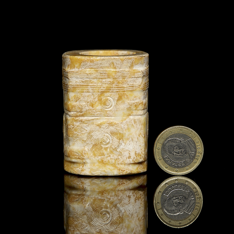 Carved jade cong ‘Chicken bone’, Liangzhu culture - 7