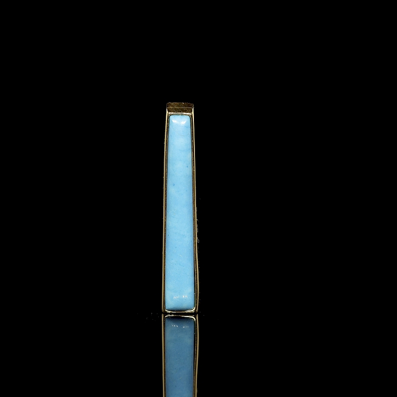 Colgante rectangular de oro amarillo de 18K con turquesa