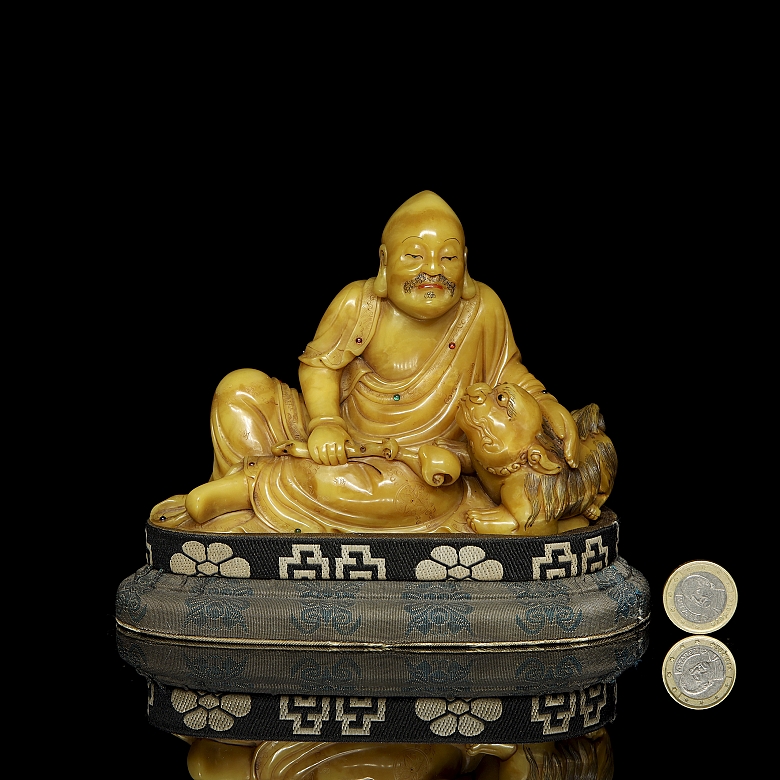 Shoushan stone figure ‘Luohan with beast’, Qing dynasty