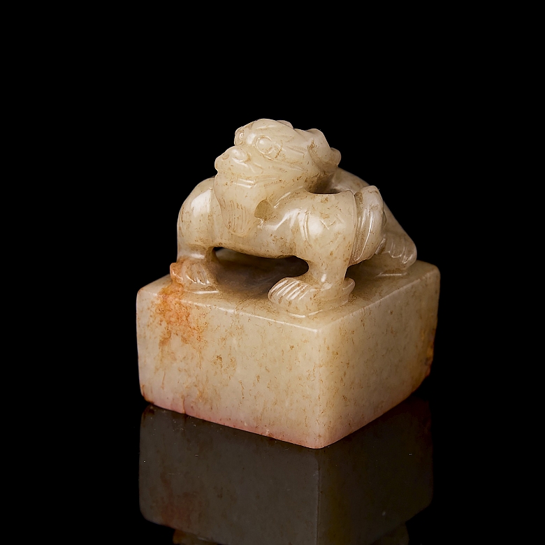 Hetian jade seal ‘Dragon’, Qing dynasty