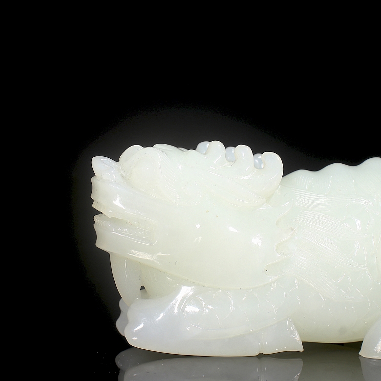White jade figure of Hetian “Qilin,” Qing dynasty