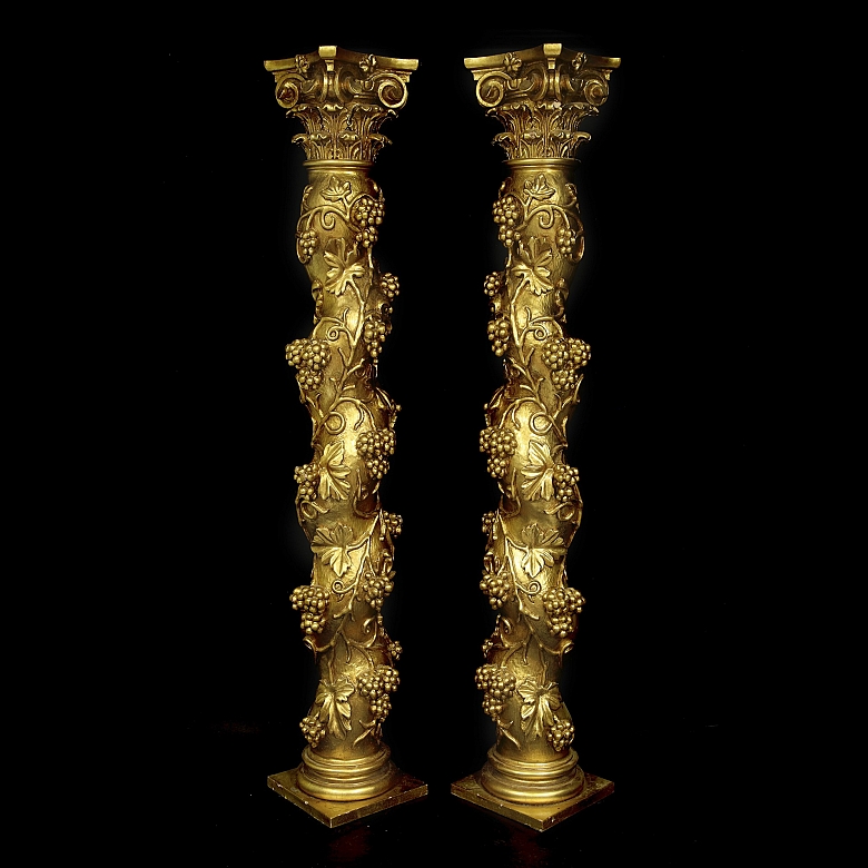Pair of gilded wooden Solomonic columns, 20th century