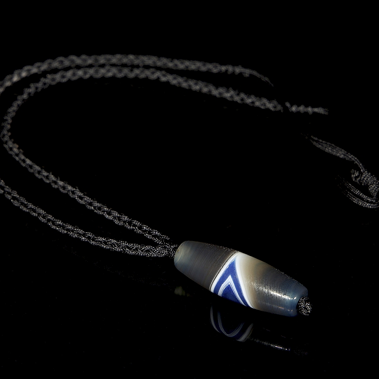 Cuenta Dzi de ágata