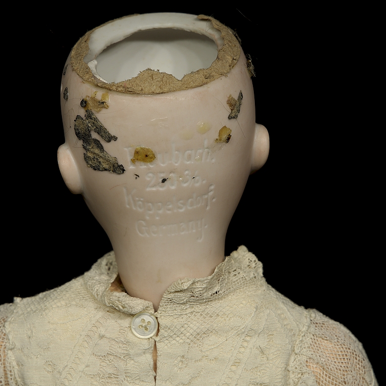 Muñeca de porcelana Heubach Köppelsdorf, molde clásico 250, Alemania, c. 1920-1925