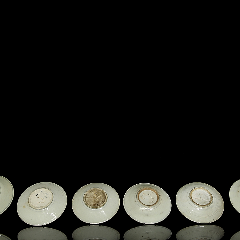 Juego de seis platos de cerámica esmaltada, dinastía Ming