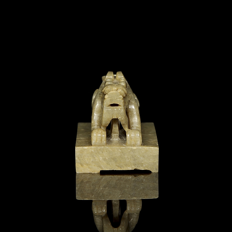 Sello de jade tallado 