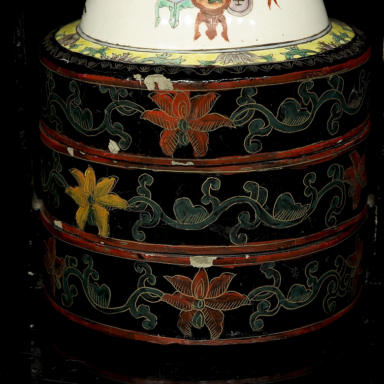 Wooden and porcelain box, Qing dynasty - 7