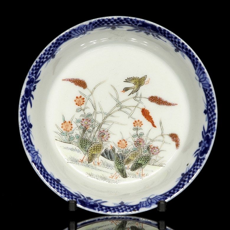 Enamelled porcelain plate ‘Birds among flowers’, with Xuantong seal