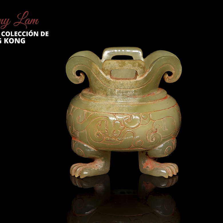 Carved jade ritual vessel, “Dragons,” Warring States period