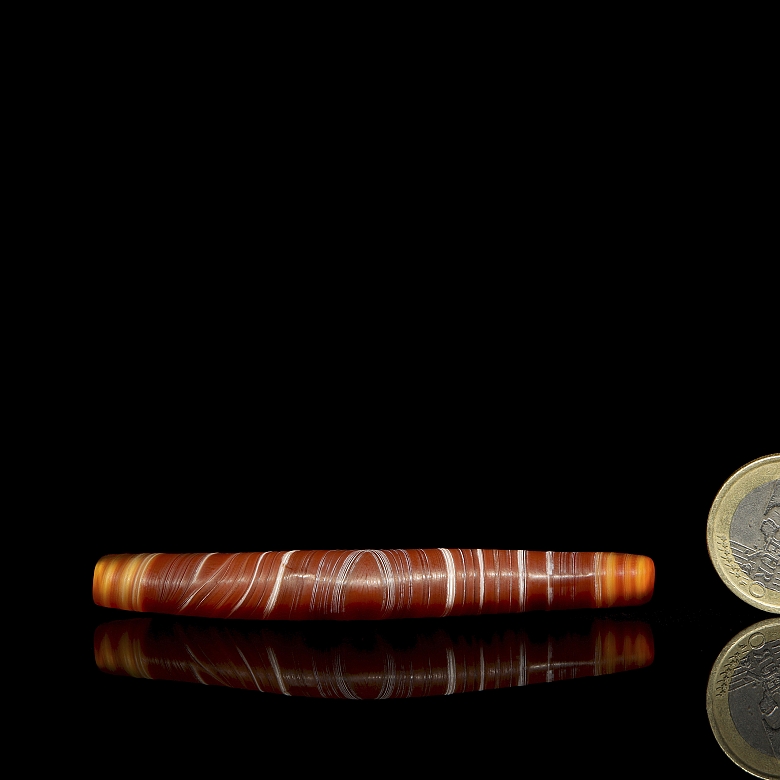 Red agate bead, Tang dynasty