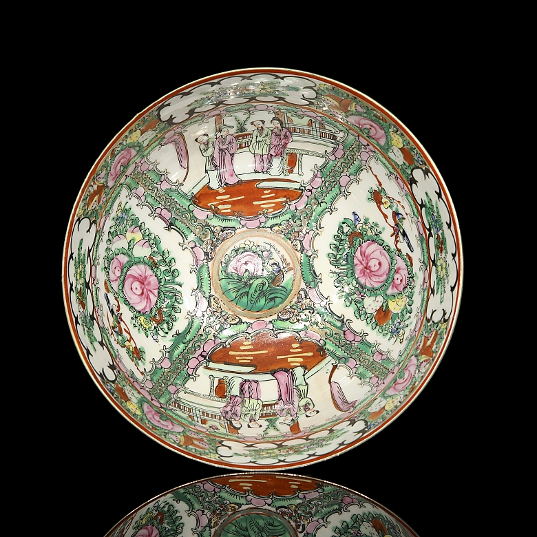 Glazed porcelain bowl, “Courtly Scenes,” Canton, 20th century