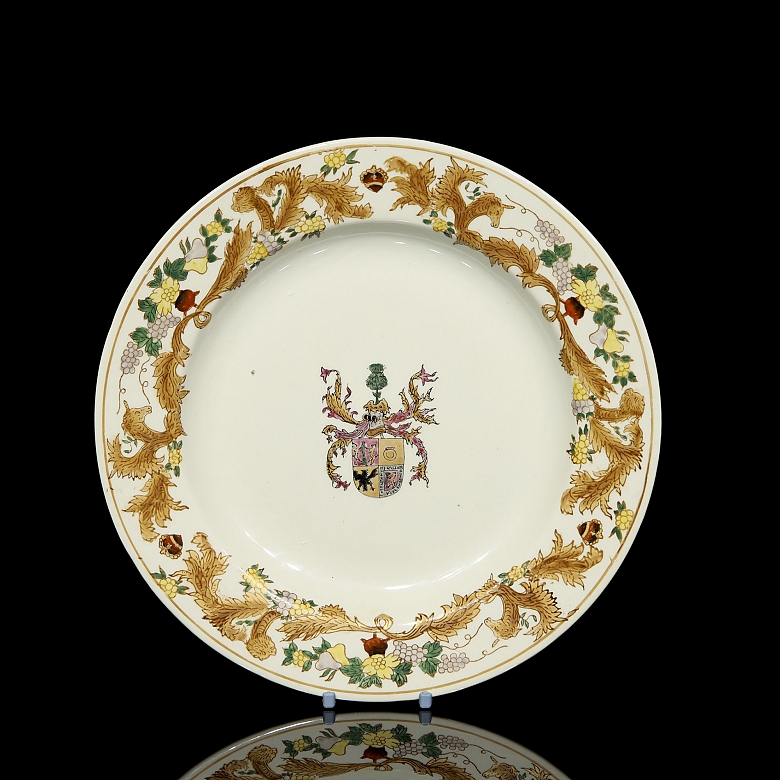 Plato de porcelana