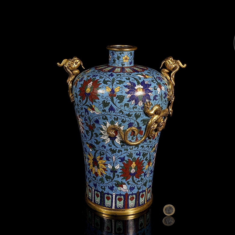 Jarrón meiping de bronce con esmalte cloisonné 