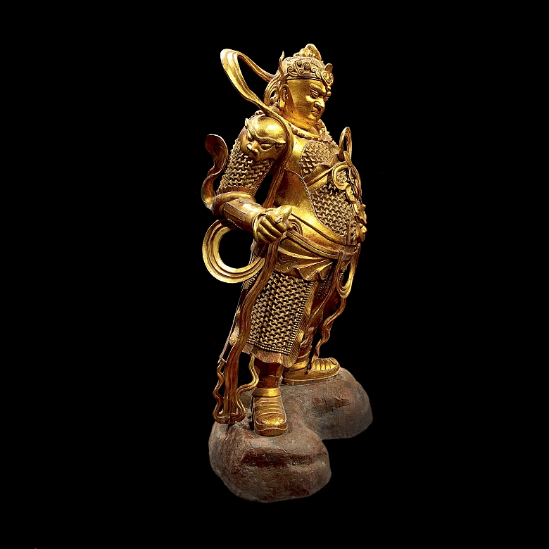 Magnificent bronze figure of ‘Guăng Mù Tiān wáng, Heavenly King’, Ming dynasty