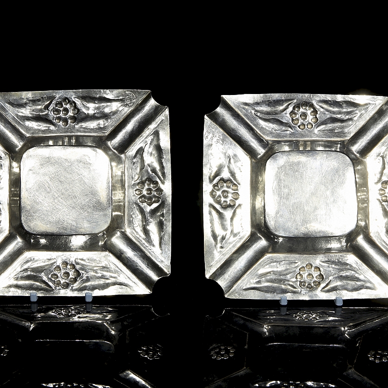 Pareja de ceniceros en plata boliviana, s.XX - 3
