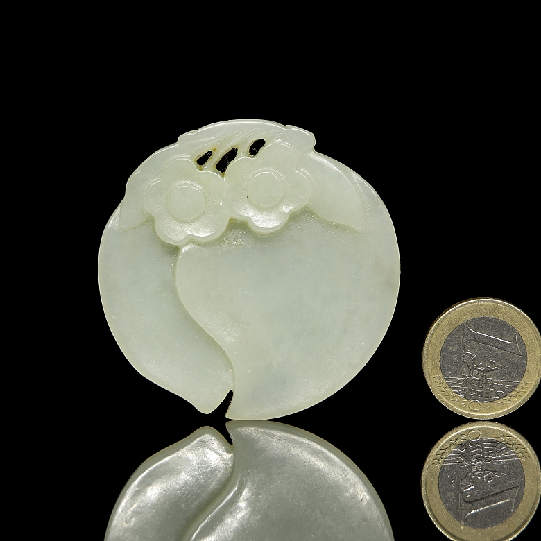 Colgante de jade blanco 