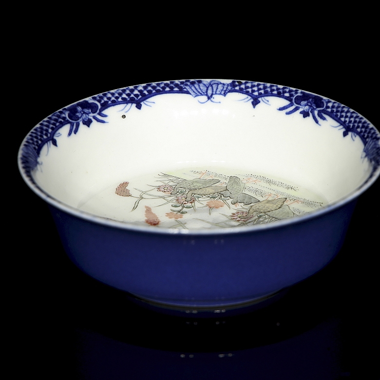 Enamelled porcelain plate ‘Birds among flowers’, with Xuantong seal - 5