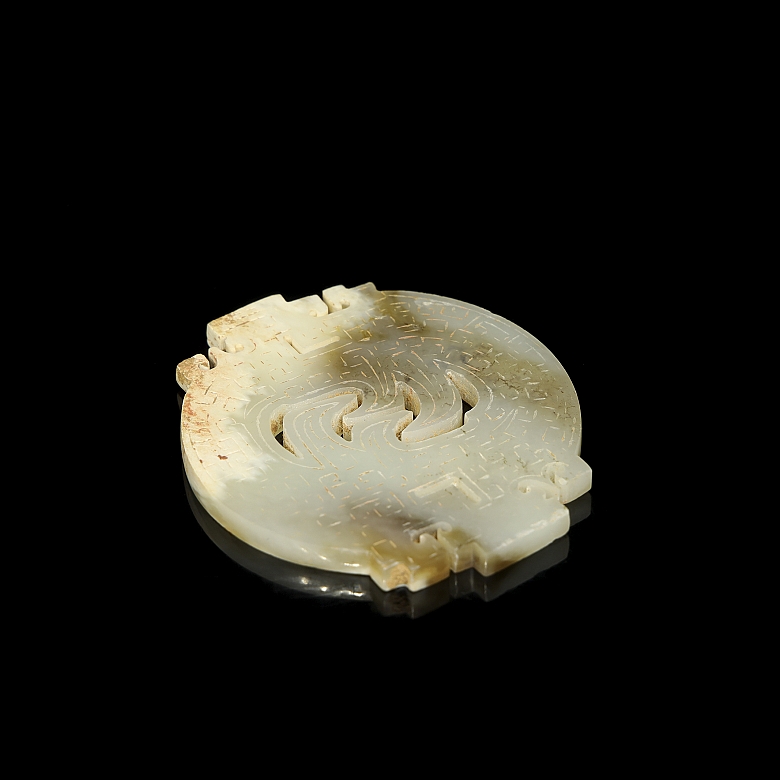Colgante de jade amarillo tallado, dinastía Qin