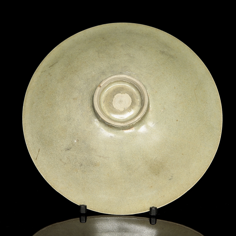 Celadon glazed porcelain bowl, Song style
