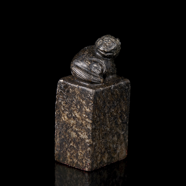 Sello de piedra tallada 