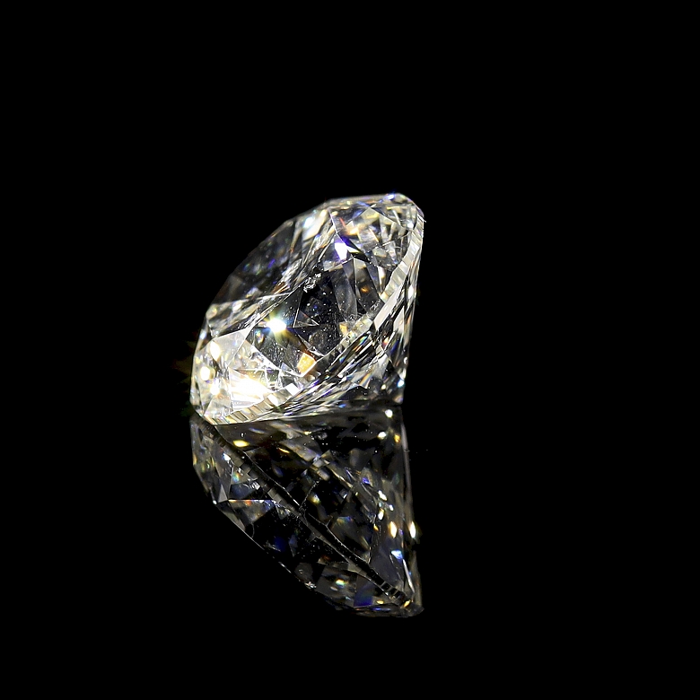 Diamante natural en talla brillante, 2.01 ct, certificado HRD