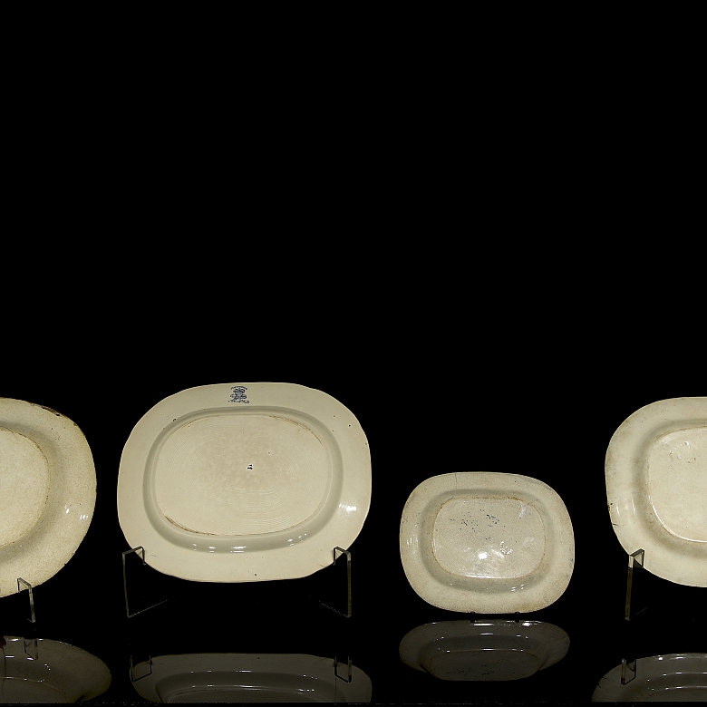 四只柳叶纹托盘,石质陶器,斯塔福德郡,十九世纪