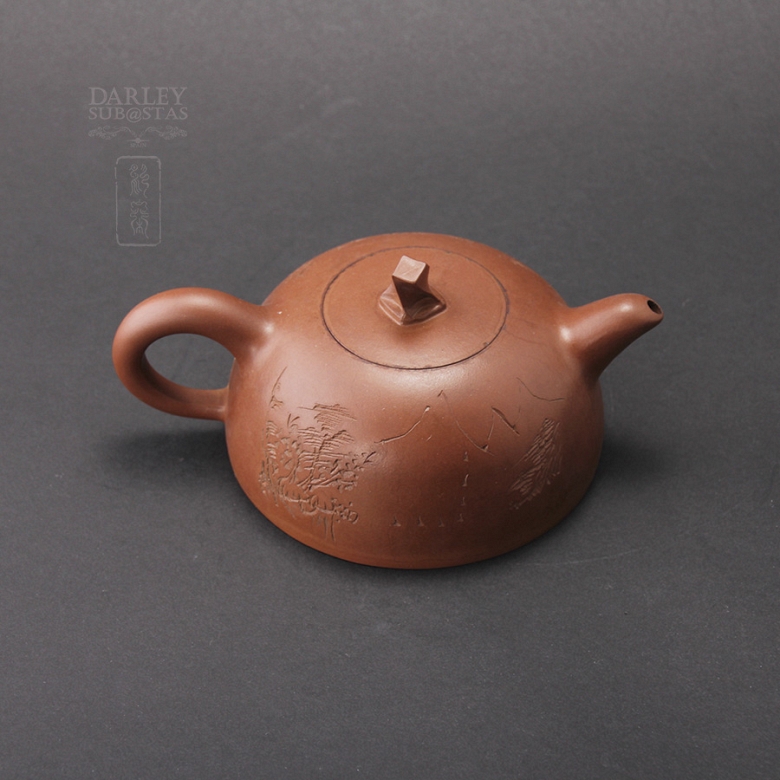 Beautiful Ancient Chinese Yixing teapot. - 1