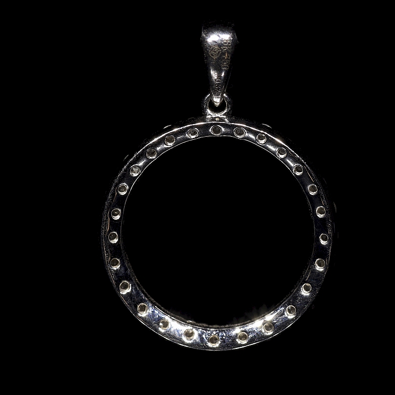 Colgante en oro blanco 18 kt y diamantes